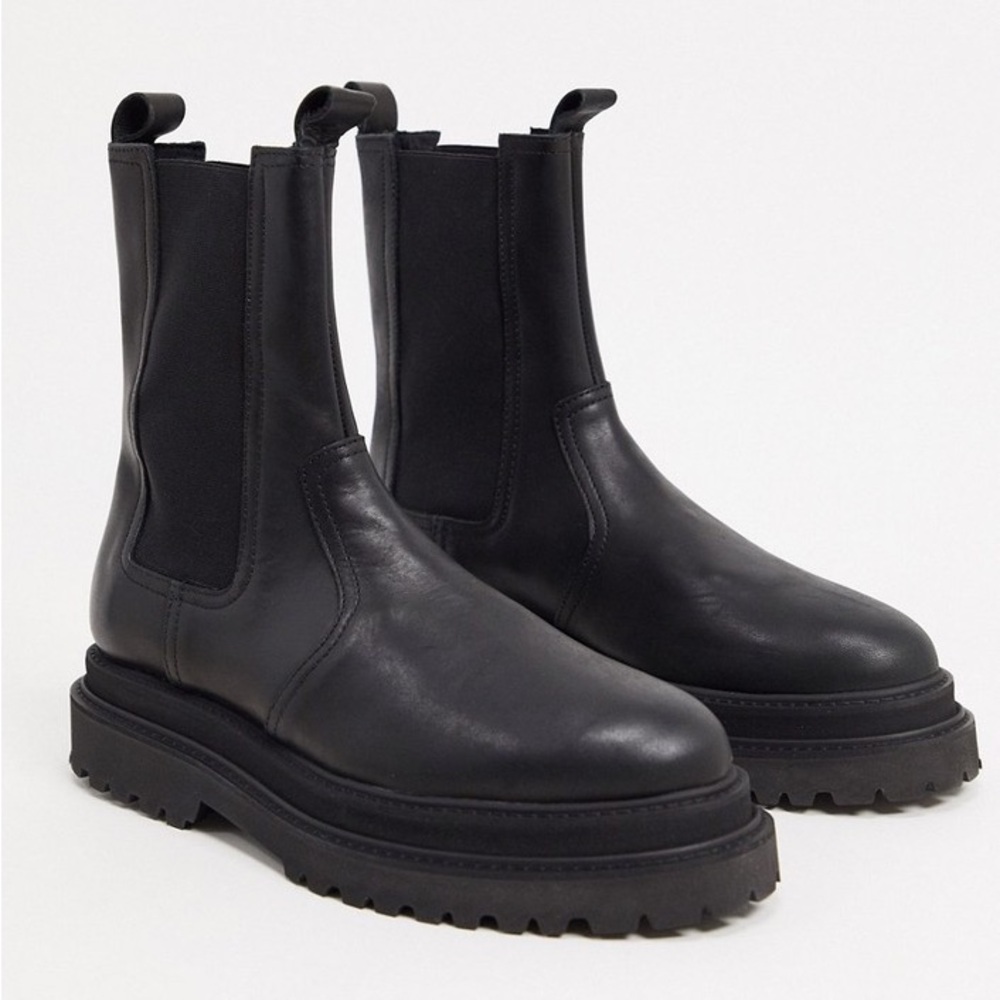ASOS DESIGN high chelsea calf boots on stacked sole in black Size 9